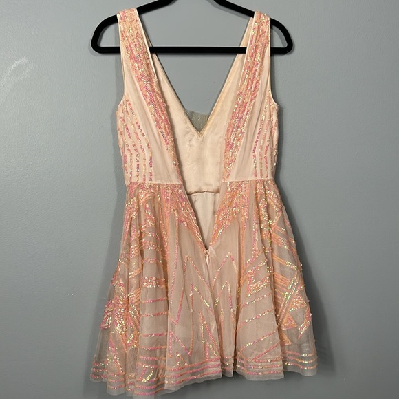 Bebe coral pink sequin double v neck flare sequin mesh top mini dress size XS - Picture 10 of 11